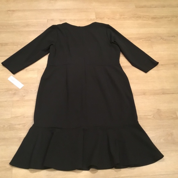 Women’s Plus Size Side-Knot 3/4-Sleeve Midi Dress - Picture 6 of 6